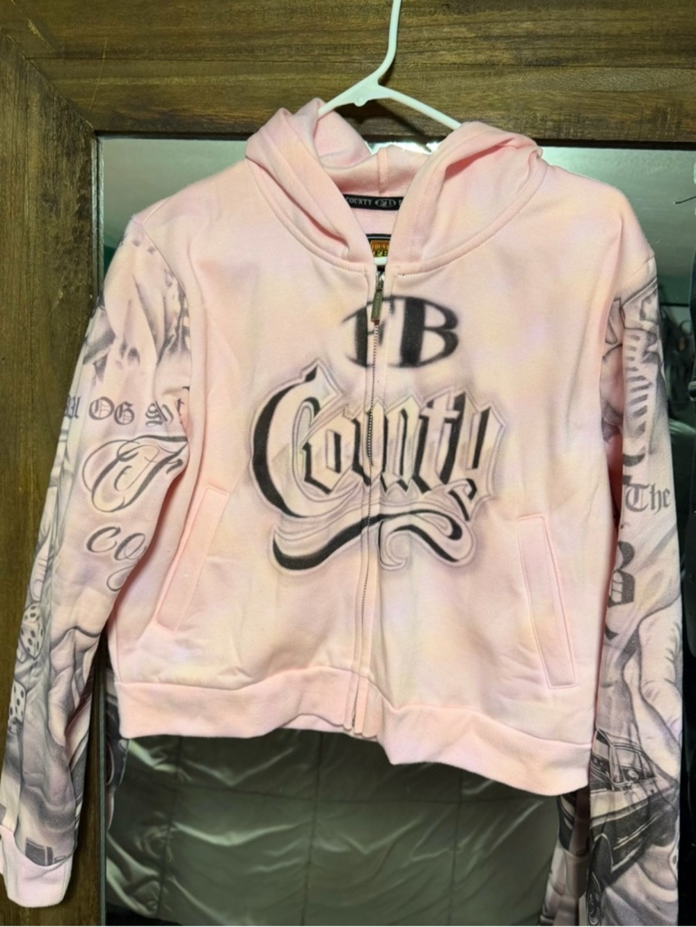 FB County Pink Graphic Zip-Up Hoodie Sweater and sweats suit